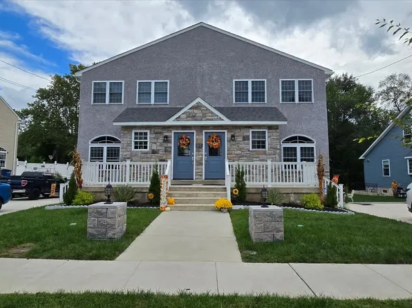 1308 Adams St #B, Crum Lynne, PA 19022