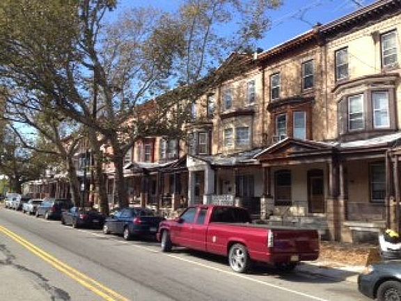 3rd image of 4200 W Girard Ave