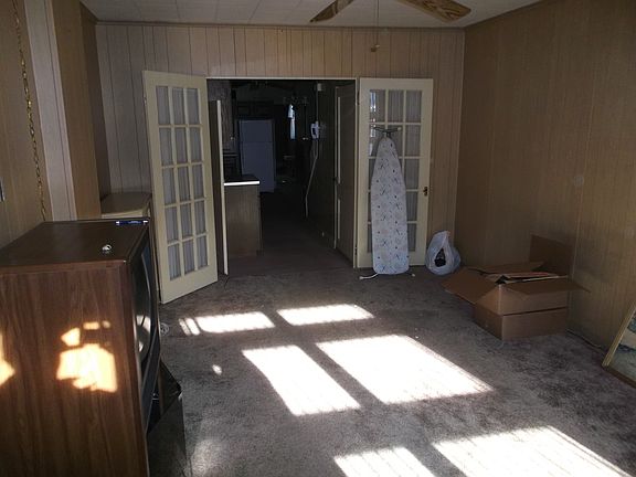 2nd image of 1239 E Pine St