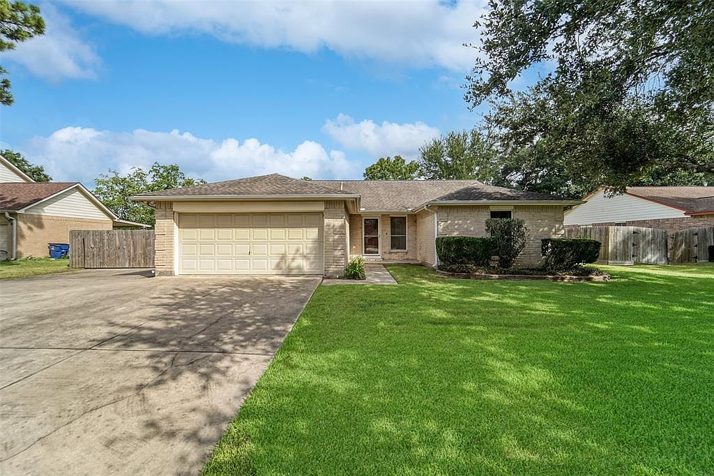 1011 Killarney Ave, Friendswood, TX 77546 MLS 69057366 Zillow