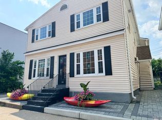 325 Central St #2, Franklin, NH 03235
