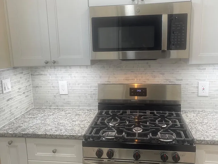 115 S Linwood Ave — Photo 6