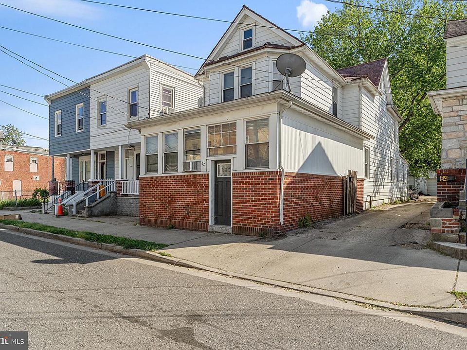 2nd image of 62 W Pitman St
