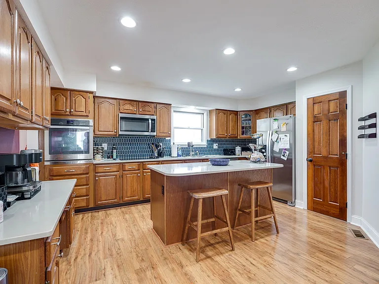 4078 Margate Dr — Photo 19