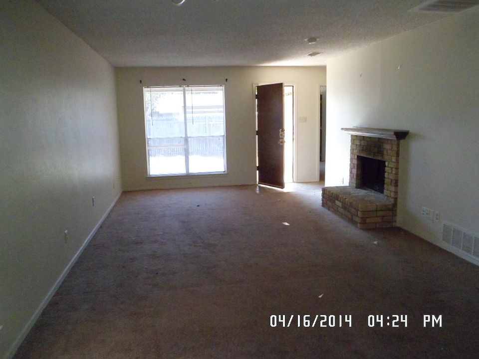 2nd image of 2726 Westchester Dr