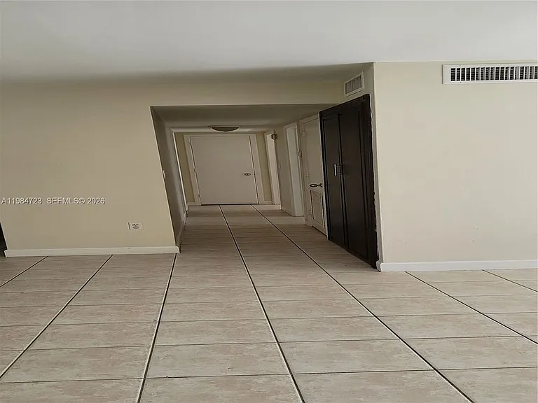 7430 Miami Lakes Dr #E105 — Photo 14