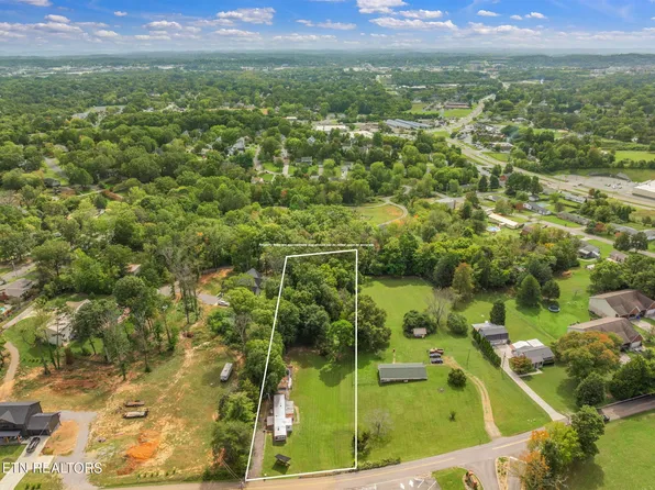 1402 Andes Rd, Knoxville, TN 37931