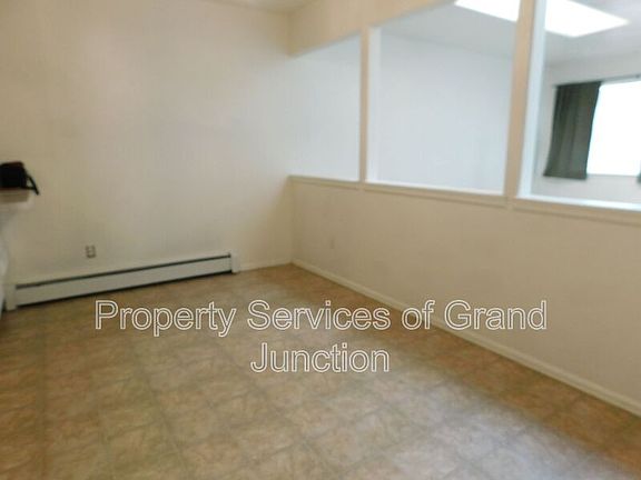 5th image of 456 Stepping Stone Ct APT A