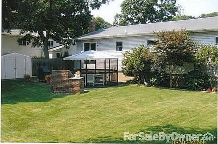 Backyard
						:
						looking from SE toward the NW