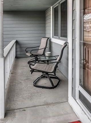 3rd image of 6511 S 159th St