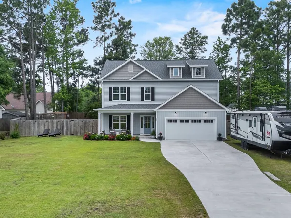 247 Shellbank Dr, Sneads Ferry, NC 28460