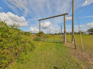 1 Wimauma Carlton, Wimauma, FL 33598