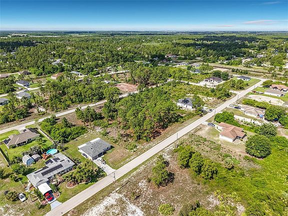 4th image of 722 MANUEL STREET E LOT 5