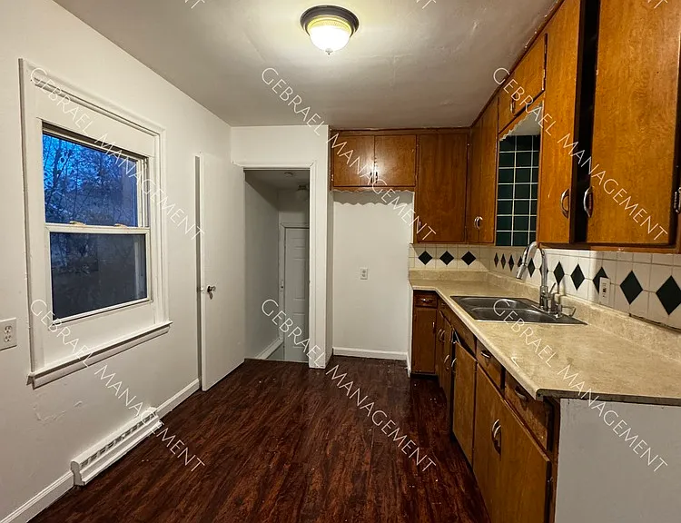3713 Clairmont St — Photo 6