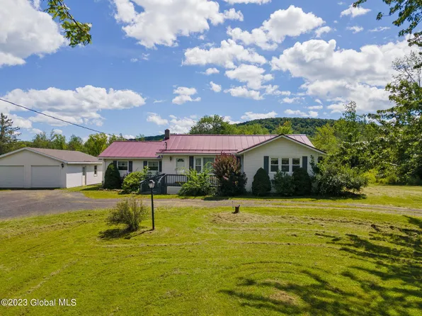 1369 Township Road, Altamont, NY 12009