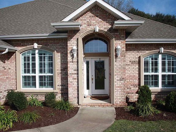 3rd image of 5418 Southlake Dr
