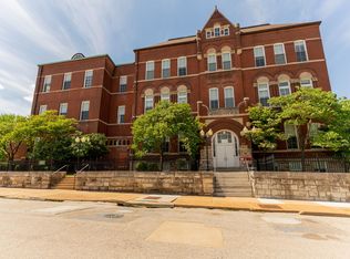 3009 Pennsylvania Ave #105, Saint Louis, MO 63118
