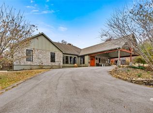 18532 Blue Springs Rd, Fayetteville, AR 72703