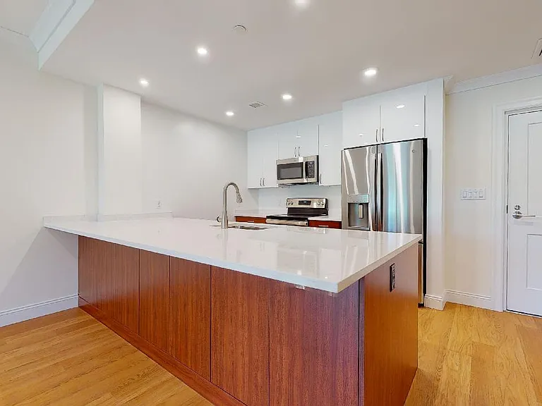 113 Thornton Rd #519 — Photo 1
