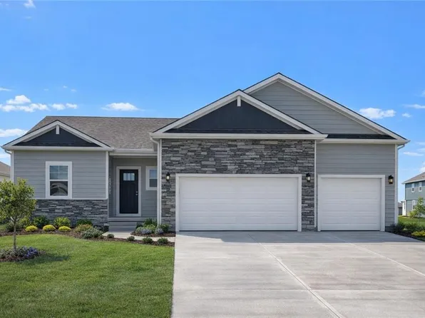 17827 Houston St, Gardner, KS 66030