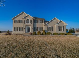 11101 W Genzman Rd, Oak Harbor, OH 43449