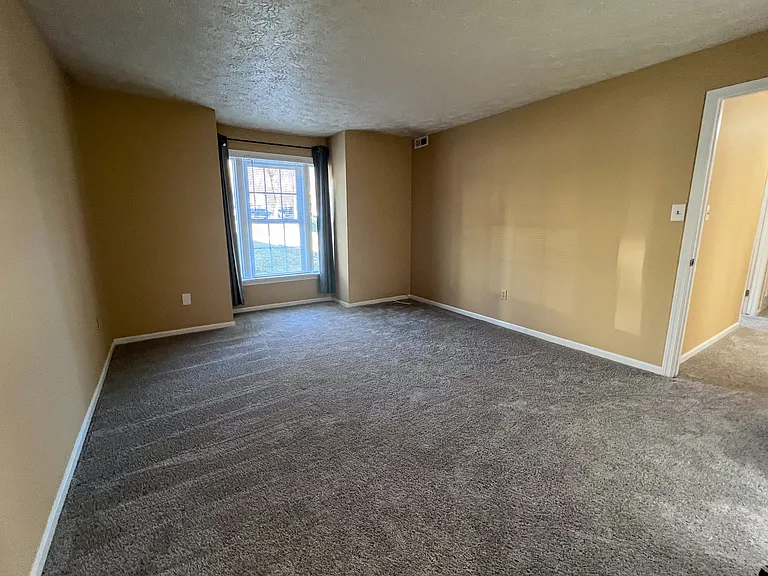782 Southern Hills Dr — Photo 12