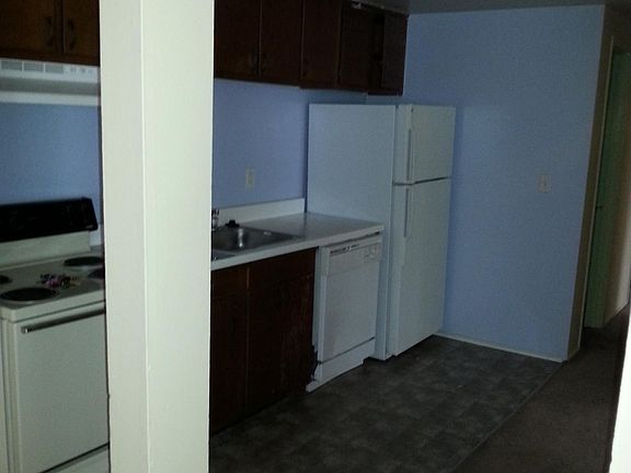 3rd image of 711 Arch St APT 202