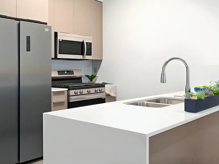 The Paragon Apartments — Photo 17