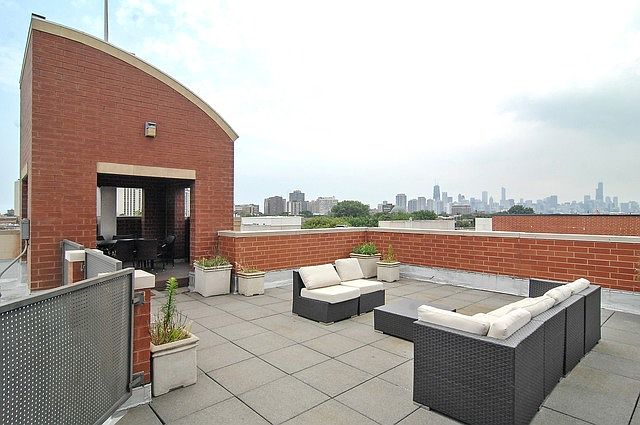 2nd image of 2700 N Halsted St Ph 3