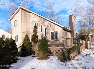 4562 Briarcliff Ter, Tobyhanna, PA