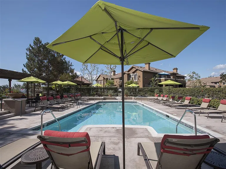 Paloma Summit Condominium Rentals — Photo 12