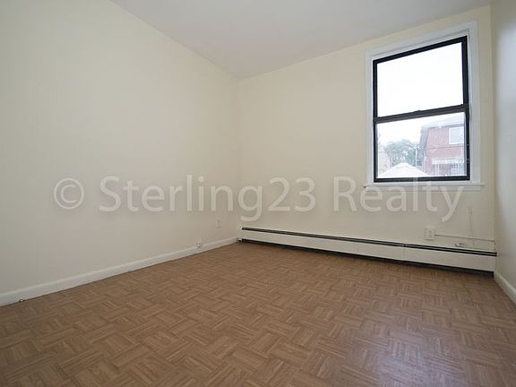 3rd image of 2246 49th St #1
