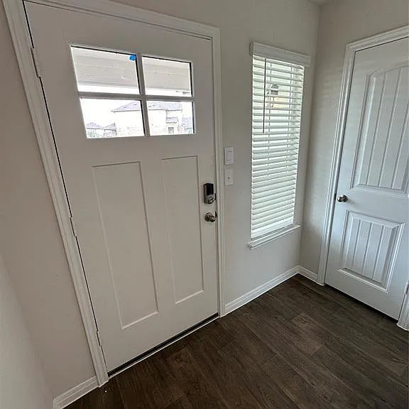 563 Evergreen Sumac Loop — Photo 3