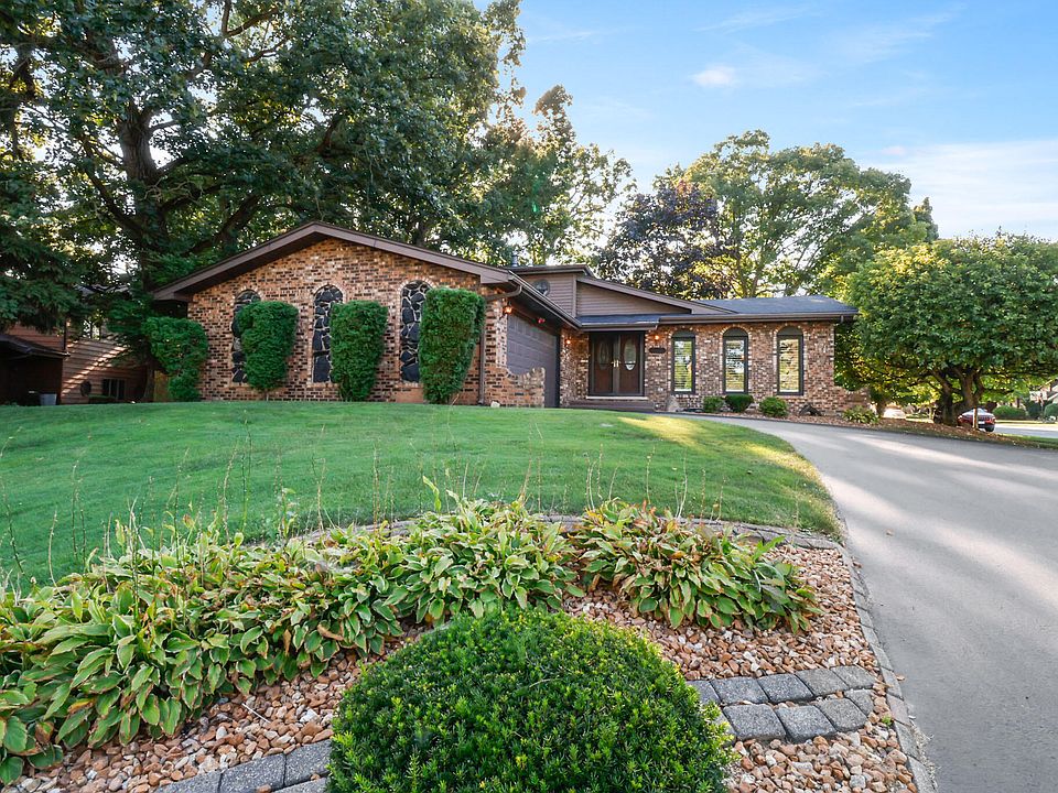 1st image of 2752 Sycamore Dr