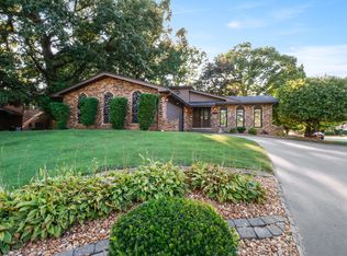 2752 Sycamore Dr, Dyer, IN 46311