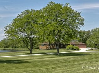 1717 Deerpass Rd, Marengo, IL 60152