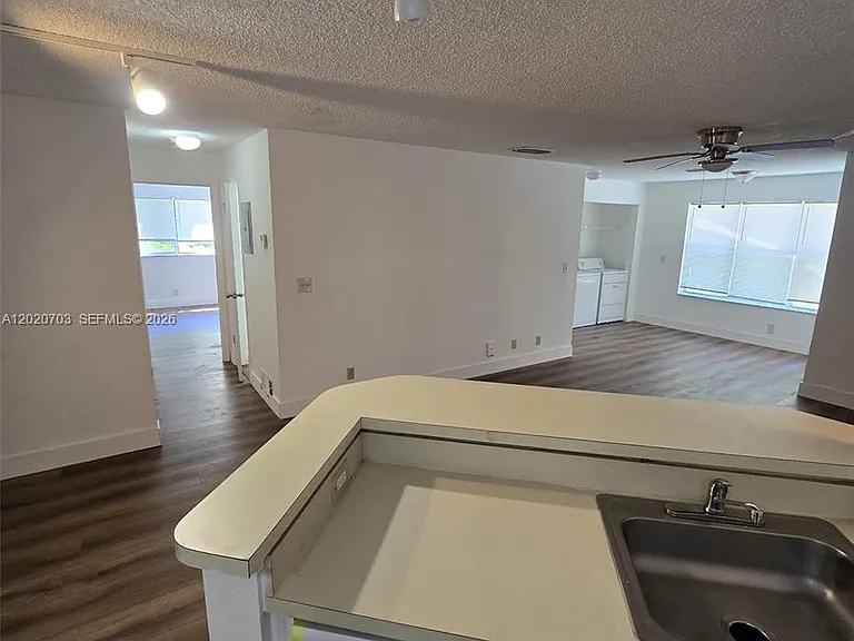 3340 Pinewalk Dr N #1518 — Photo 4