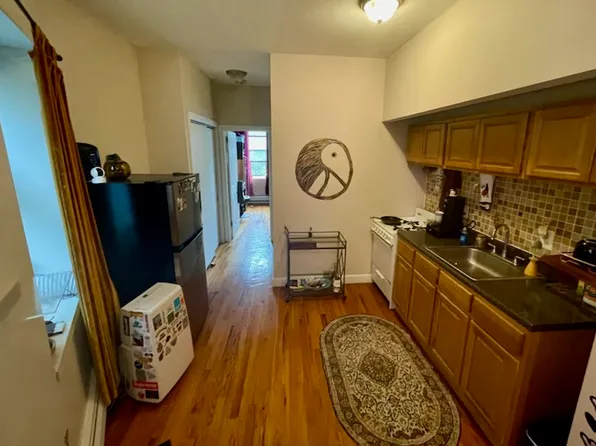 1980 Second Avenue image 1 of 4