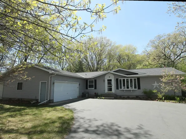 313 Carriage Rd, Montello, WI 53949