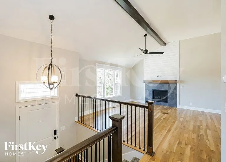 811 S Sunset Ln — Photo 8