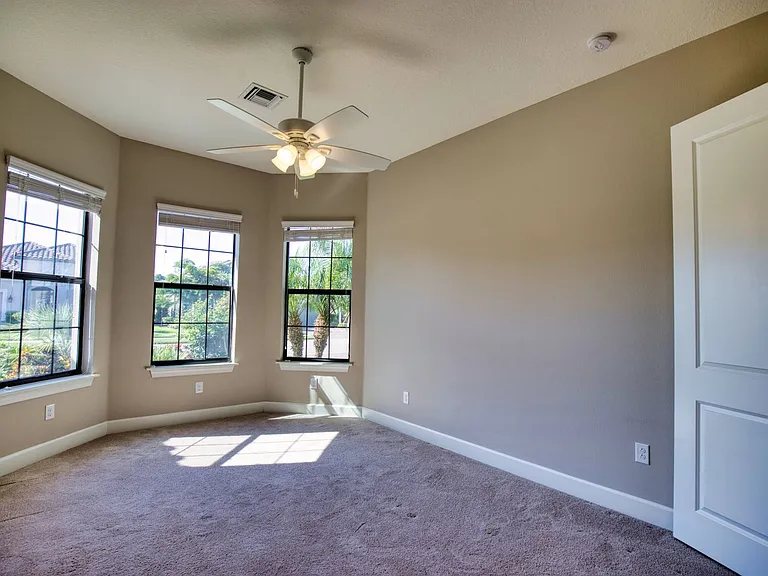 5628 Semolino St — Photo 28