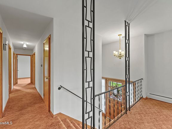 4th image of 25 Brighton Ave