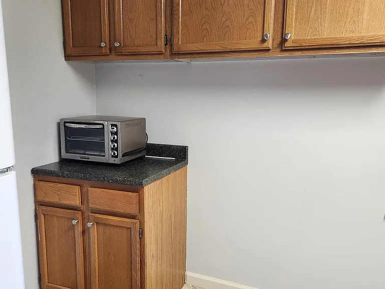 1342 Lake Ave — Photo 6