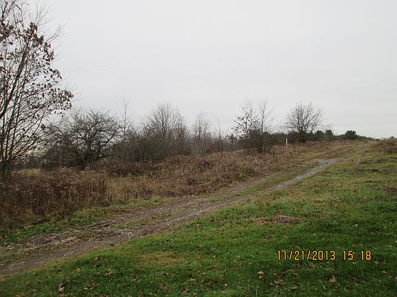 5th image of 15 Lexie Dr
