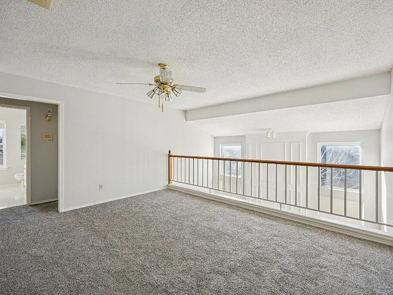 709 Bridget Way — Photo 25