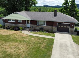 66 Sherman Hts S, Fairmount City, PA 16224