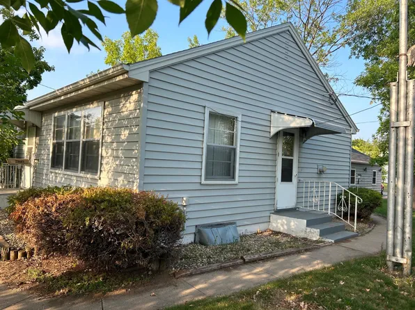1014 Washington Memorial Dr, Saint Cloud, MN 56301
