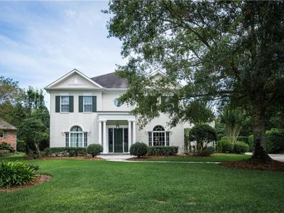 12 Castle Pines Dr, New Orleans, LA, 70131