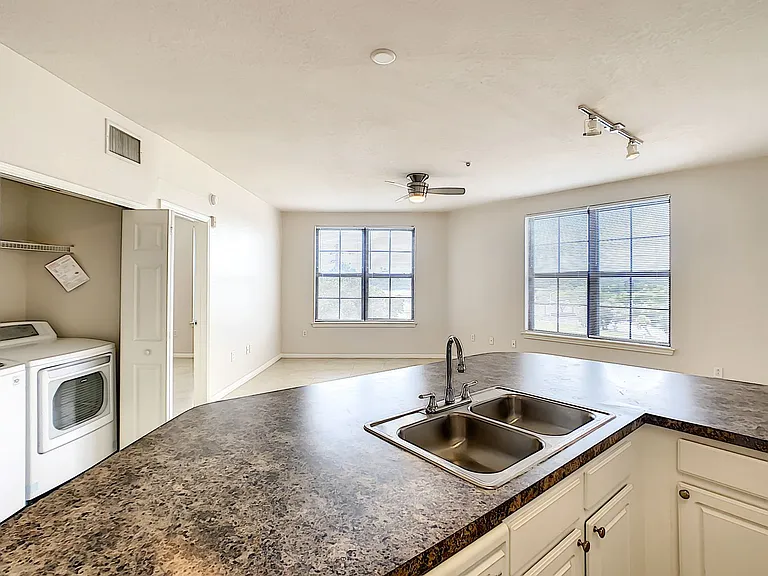 911 N Orange Ave #441 — Photo 33