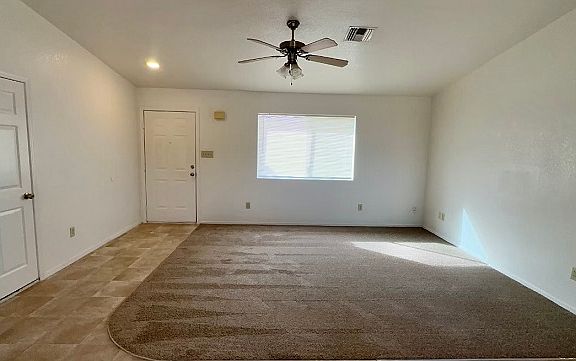 4th image of 2663 S Buffalo Ave